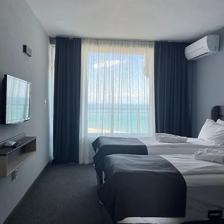 Family Sunrise 3* Лозенец