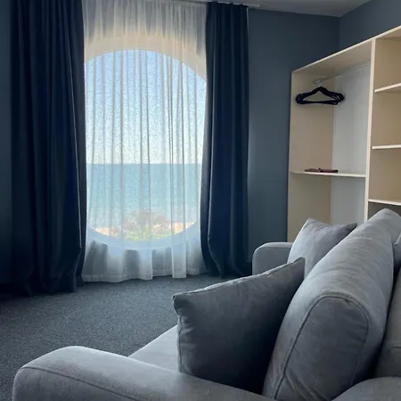 Отель Family Sunrise 3*